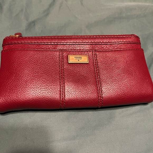 Leather Fossil Wallet - Picture 1 of 3